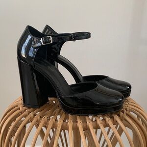 MADDEN GIRL size 7.5 women’s platform sandals